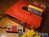 Twinfamicom.jpg Twinfamicom.jpg