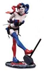 HarleyQuinnStatue Resize.jpg