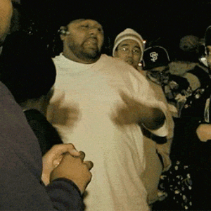 nI2VzDm.gif